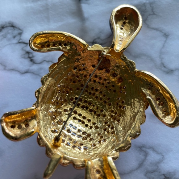 Large Beautiful Turtle Rhinestone Brooch. - Picture 9 of 11
